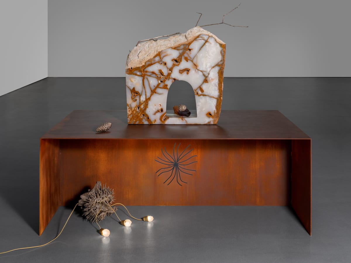 Los Angeles: Kelly Akashi